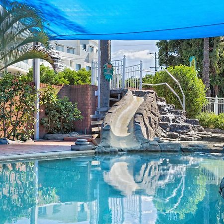 Sapphire Palms Motel Entrance Exterior photo