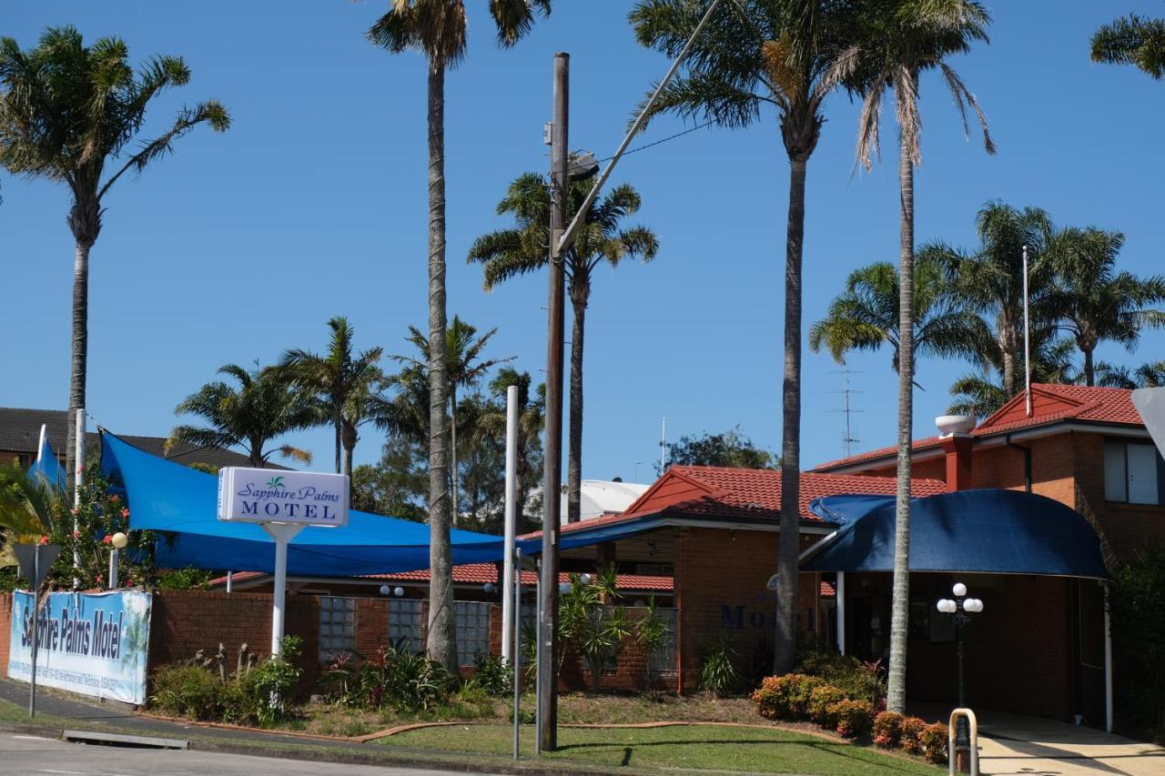 Sapphire Palms Motel Entrance Exterior photo